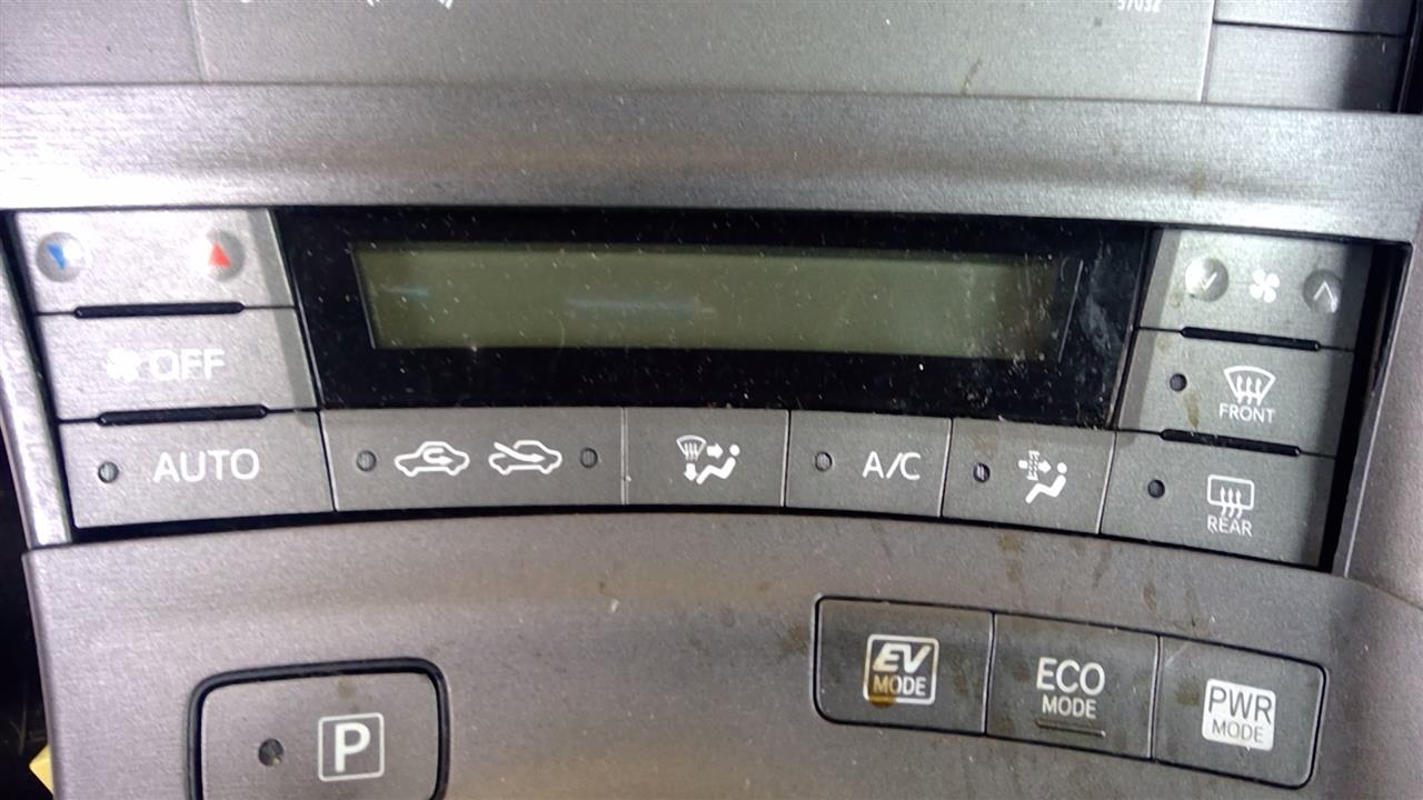 2013 2014 2015 Toyota Prius AC Heater Temperature Climate Control Unit 7th and 8th digit