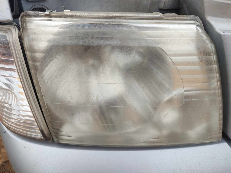 2002 2003 2004 2005 Ford Explorer Passenger Side Right Headlight Headlamp Assembly exc Sport Trac R