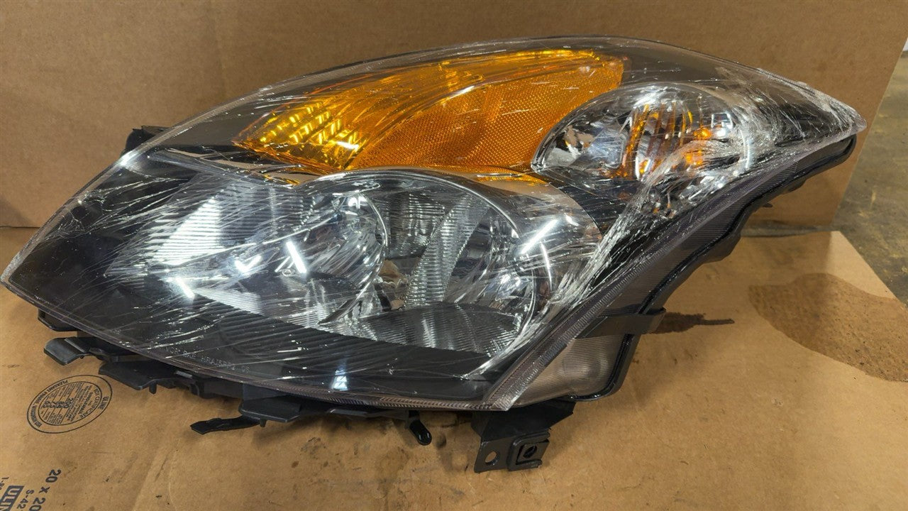 2010 2011 2012 Nissan Altima Passenger Side Right Headlight Headlamp Assembly Sdn halogen R