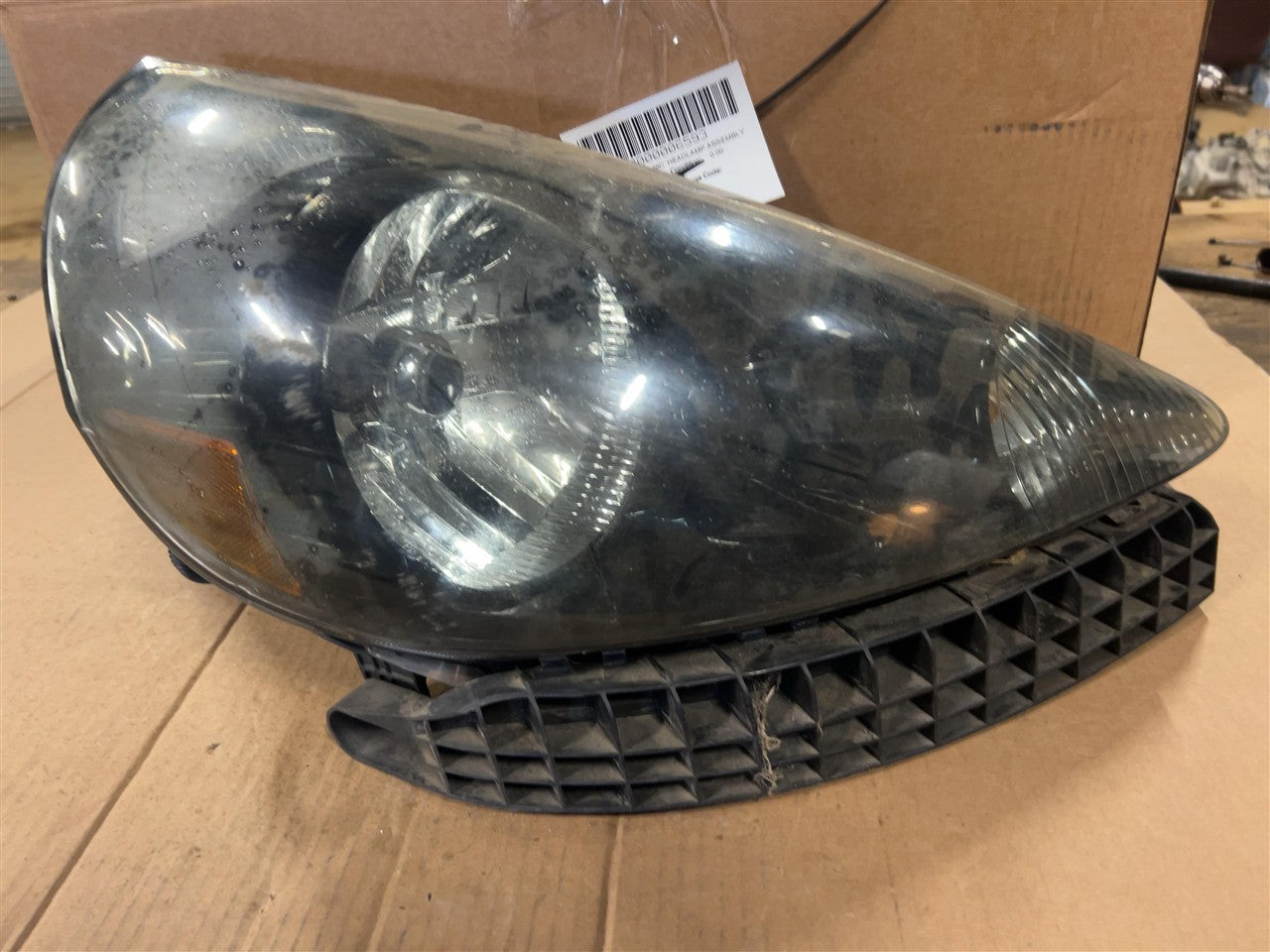 2007 2008 Honda FIT Passenger Side Right Headlight Headlamp Assembly R