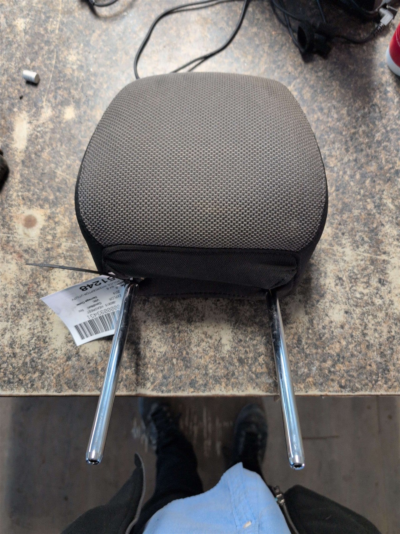 2014 Ford Explorer Passenger Side Right Headrest
