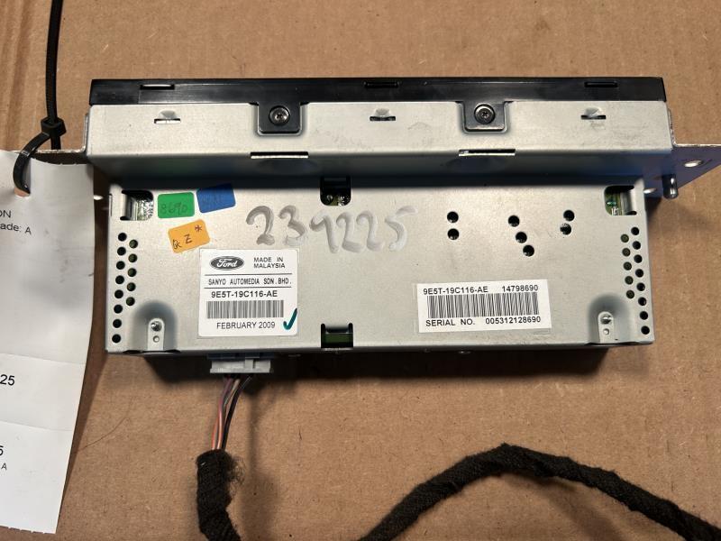 2010 Ford Fusion, Mercury Milan Info GPS TV Screen Front without navigation system