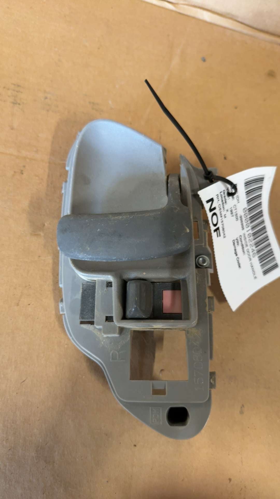 1988 thru 2000 Chevrolet 1500, GMC 1500, Chevrolet 2500, Chevrolet 3500 and 4 more Passenger Side Right DR Handle Exterior