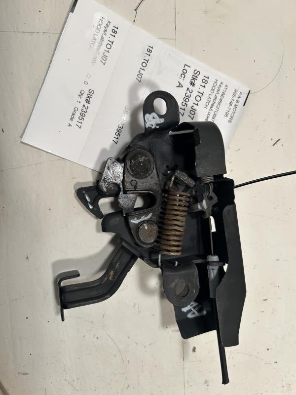 2007 Toyota Keys Latches Locks