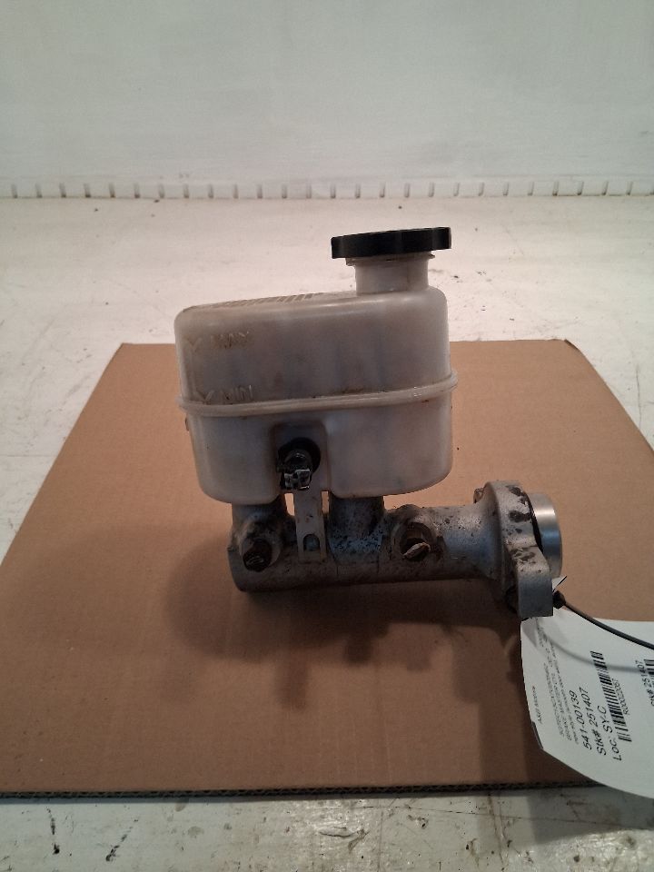 Used OEM Brake Master Cylinder from 2007 GMC Sierra 1500