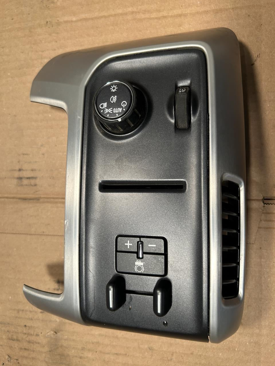 2018 GMC Sierra 1500 DSH INT Seat Switch
