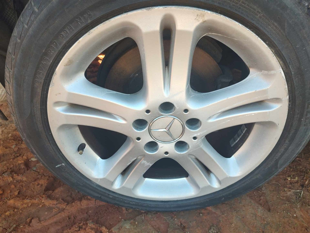 Donor vehicle 2006 Mercedes E-Class (Stock #249933)