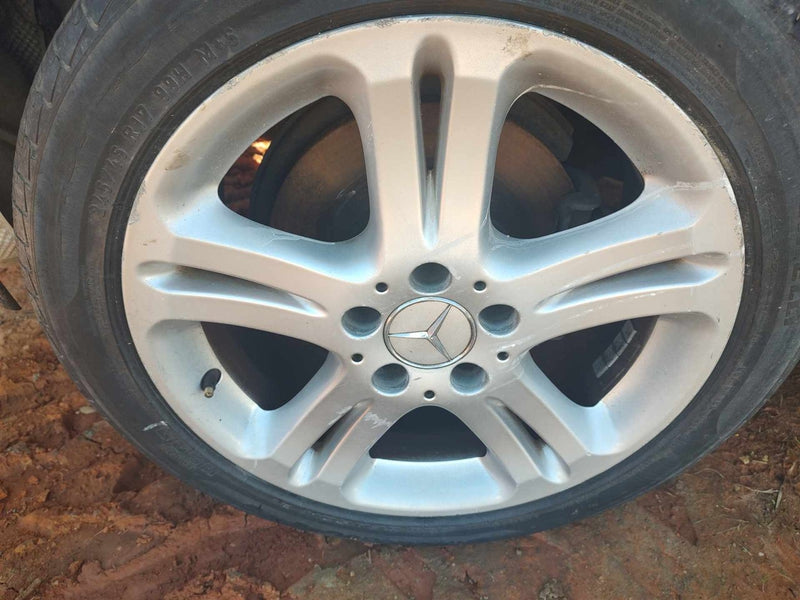 Donor vehicle 2006 Mercedes E-Class (Stock #249933)