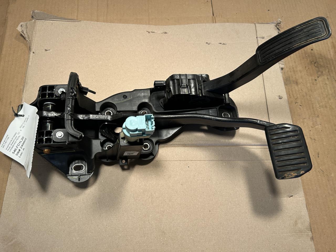 2020 Ford Fusion Pedal Brake Clutch