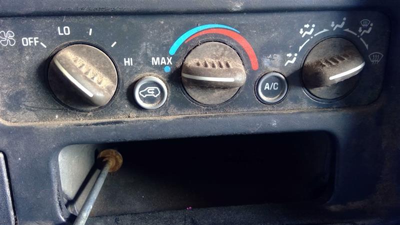 Donor vehicle 1998 GMC 1500 (Stock #249813)