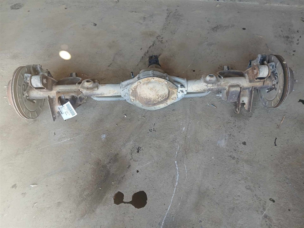 2002 thru 2009 Chevrolet Trailblazer, GMC Envoy, Isuzu Ascender, Buick Rainier and 1 more Axle Assembly RR