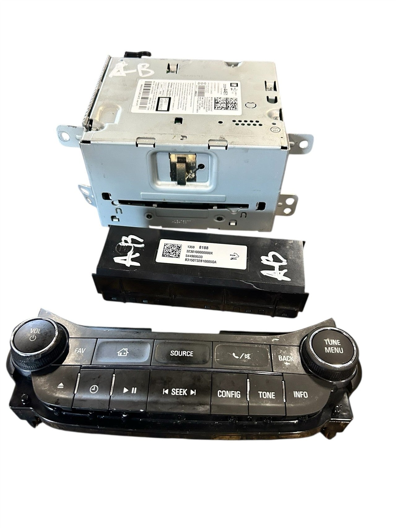 2014 2015 2016 Chevrolet Malibu, Chevrolet Caprice, Chevrolet Volt Radio Stereo Audio Head Unit receiver