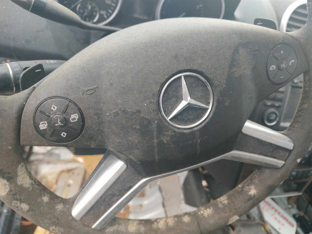 Used OEM Air Bag from 2011 Mercedes ML-Class