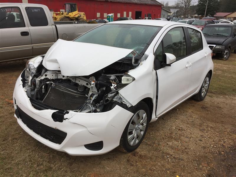 Donor vehicle 2013 Toyota Yaris (Stock #218078)