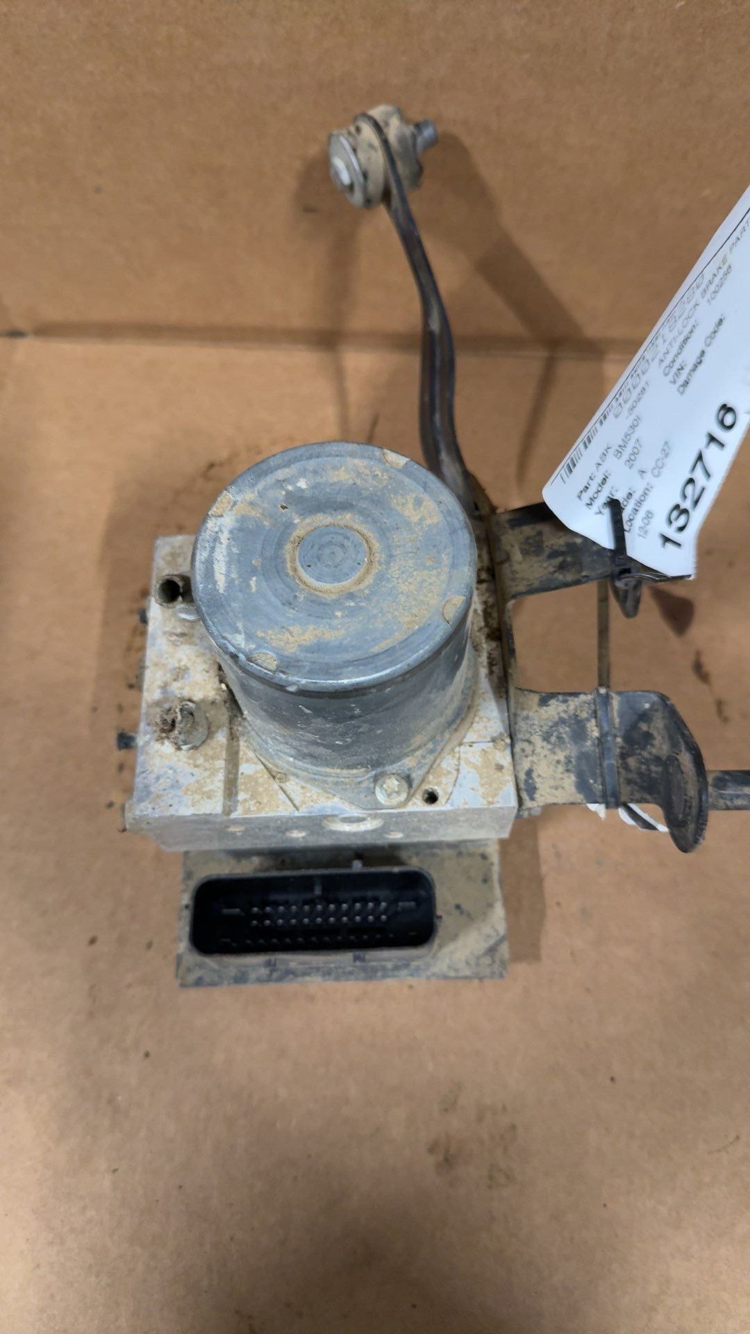 2006 2007 BMW 525I, BMW 530I, BMW 650I, BMW 550I ABS Anti Lock Brake Pump Control Module Assembly dynamic stability