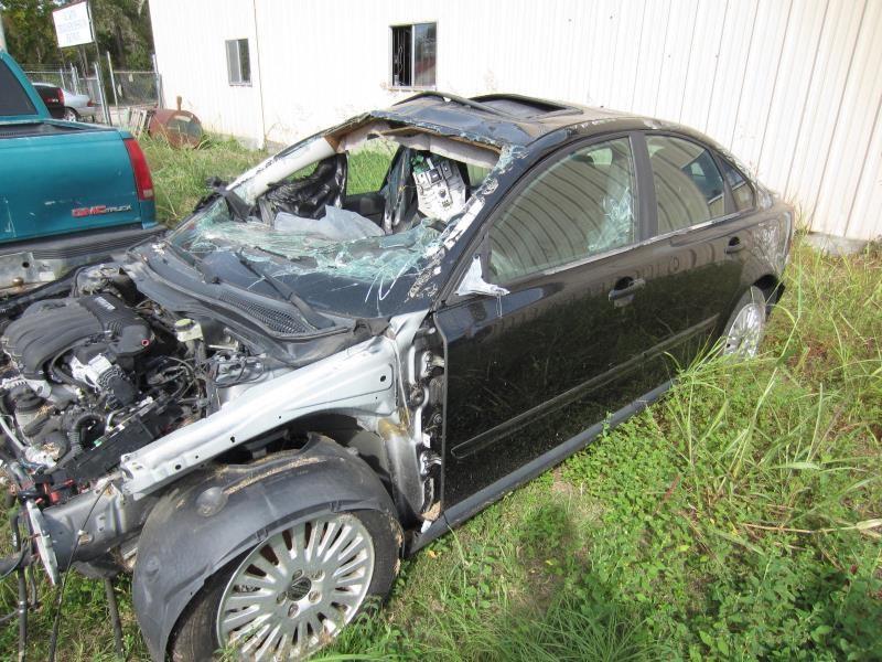 Donor vehicle 2004 Volvo 40 Series (Stock #132790)
