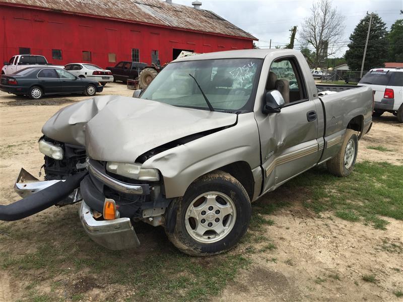 Donor vehicle 2002 Chevrolet Silverado 1500 (Stock #154349)