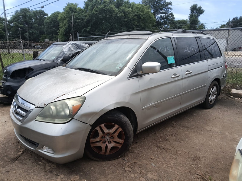 Donor vehicle 2005 Honda Odyssey (Stock #261573)