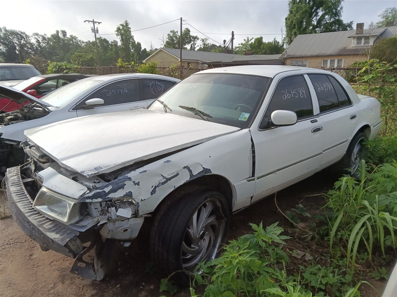 Donor vehicle 2004 Mercury Grand Marquis (Stock #261584)
