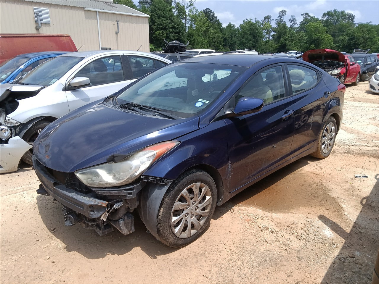 Donor vehicle 2013 Hyundai Elantra (Stock #261589)