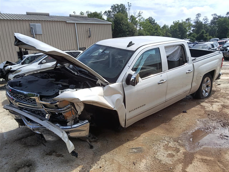 Donor vehicle 2015 Chevrolet Silverado 1500 (Stock #261613)