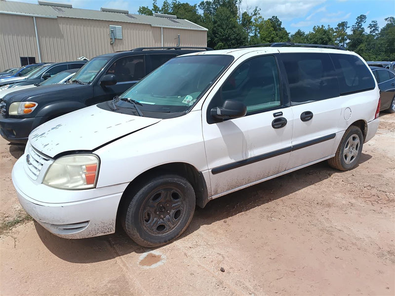 Donor vehicle 2005 Ford Freestar (Stock #261661)