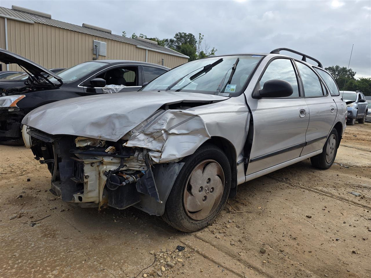 Used OEM AC Air Conditioning Compressor from 1996 Hyundai Elantra
