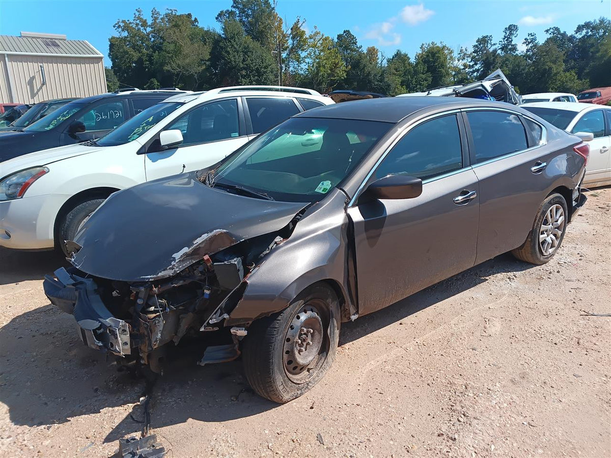 Donor vehicle 2013 Nissan Altima (Stock #261732)