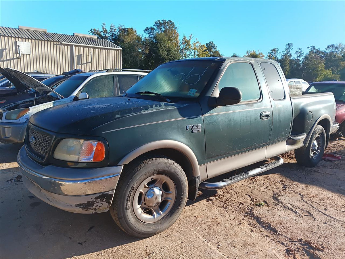 Donor vehicle 2001 Ford F150 (Stock #261799)
