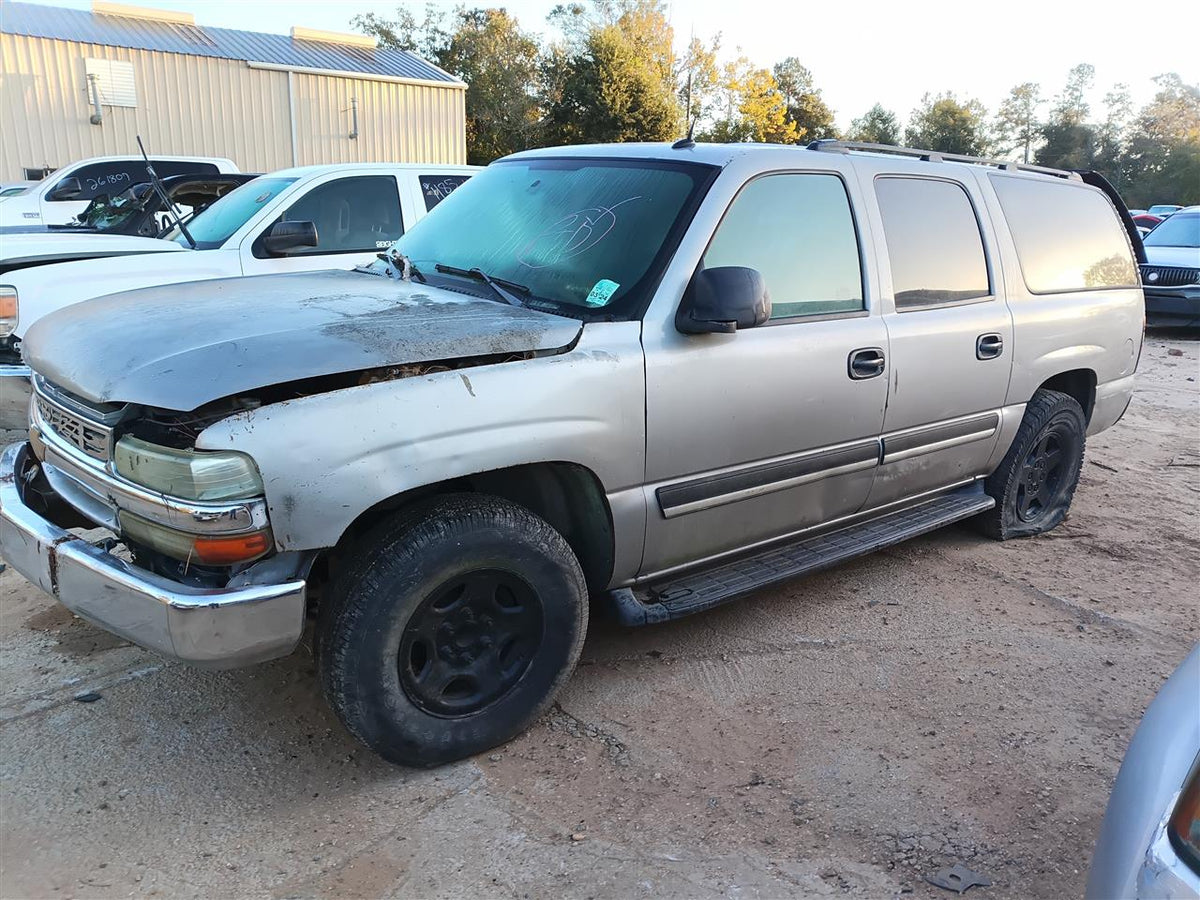 Donor vehicle 2005 Chevrolet Suburban 1500 (Stock #261810)