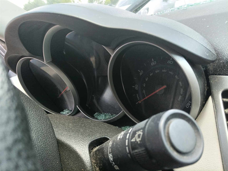 2012 Chevrolet Cruze Speedometer Instrument Gauge Cluster MPH US market with black opt B76