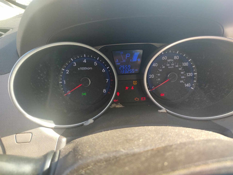 2014 2015 Hyundai Tucson Speedometer Instrument Gauge Cluster MPH US market FWD 2.0L AT