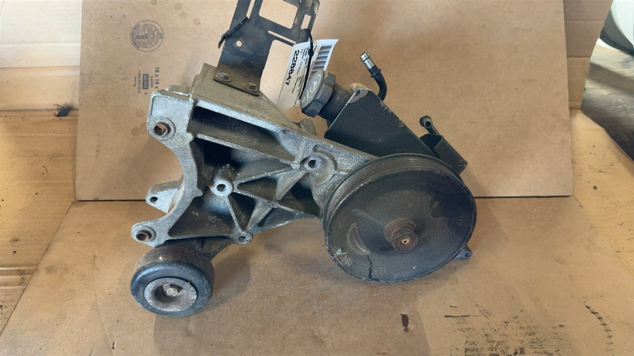 2004 2005 2006 Chevrolet Suburban 1500, Chevrolet Tahoe, GMC Yukon, GMC Yukon XL 1500 Power Steering Pump
