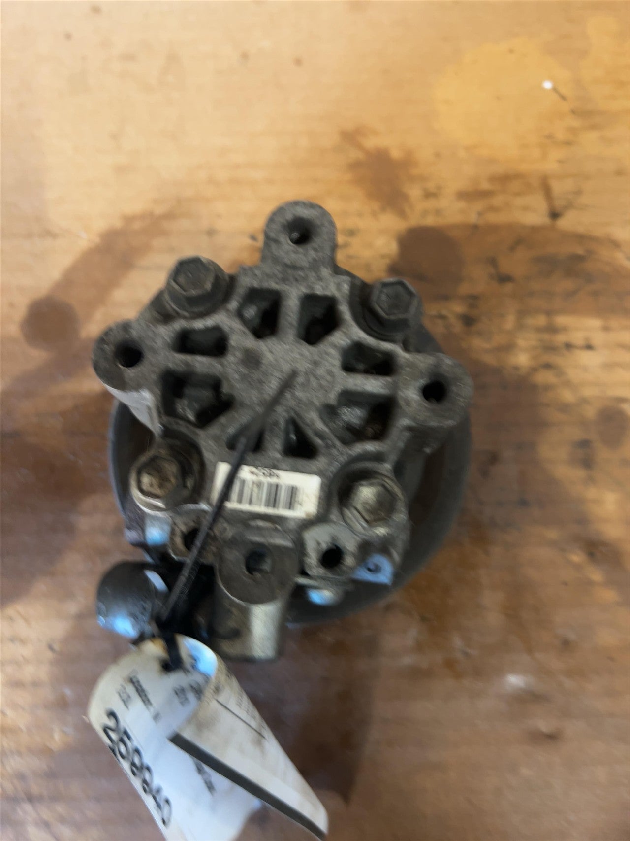 2008 2009 2010 Chrysler Town and Country, Dodge Caravan Power Steering Pump 3.3L