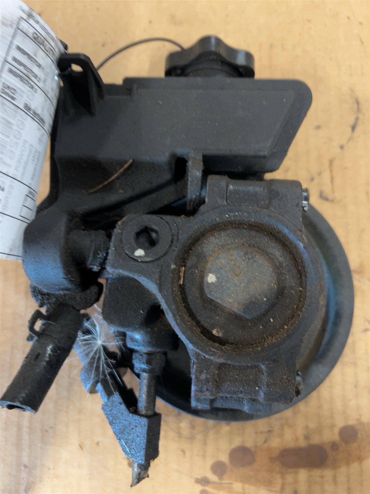 2006 2007 2008 2009 Ford Focus Power Steering Pump 2.0L 05 mounted reservoir