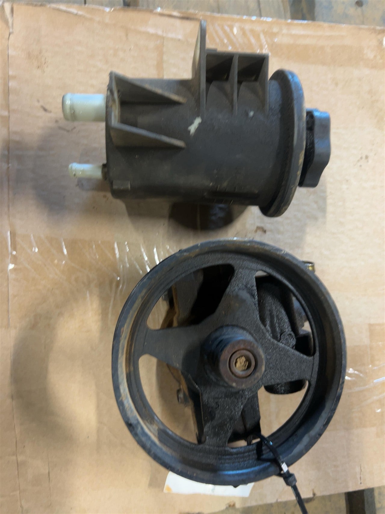 1997 thru 2002 Ford F150, Ford Crown Victoria, Ford F250 Power Steering Pump