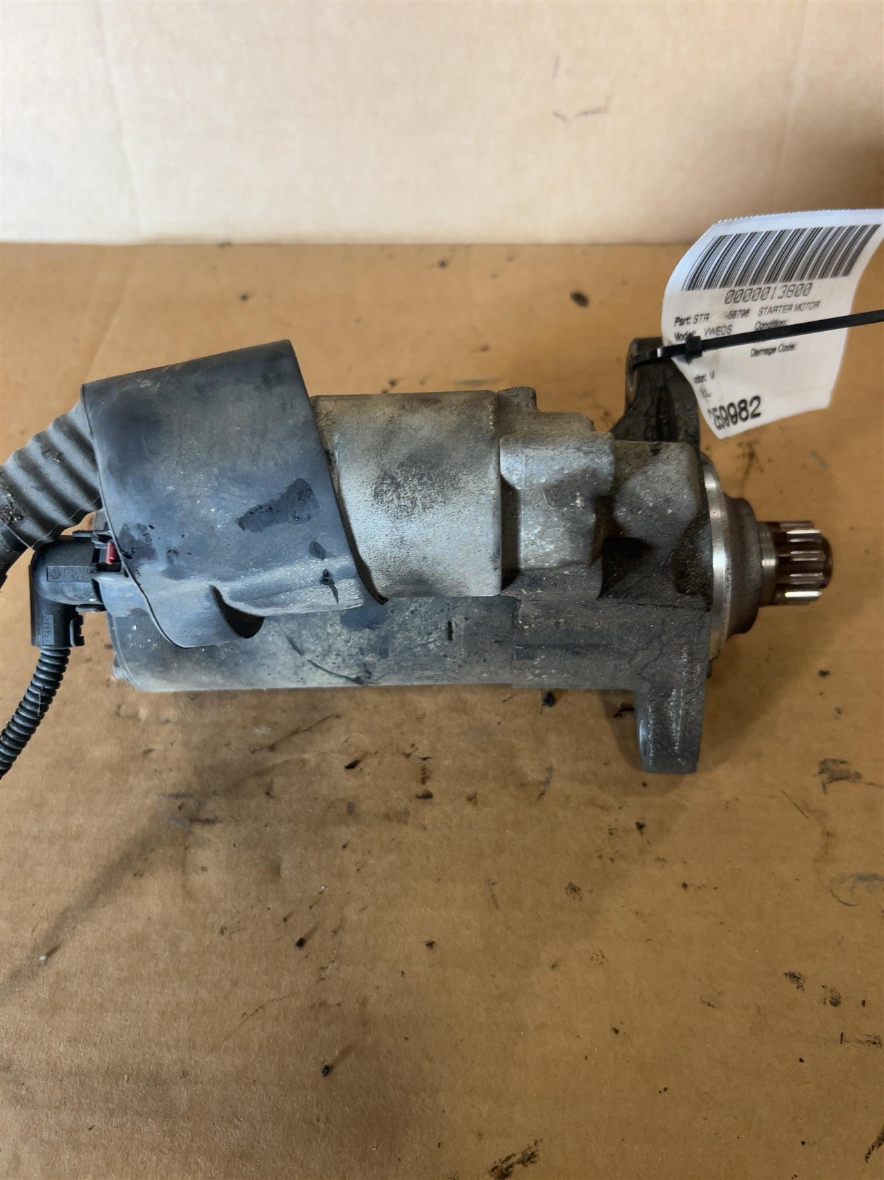 2004 thru 2018 Volkswagen Passat, Audi TT, Volkswagen Beetle, Audi A3 and 3 more Engine Starter Motor 2.0L