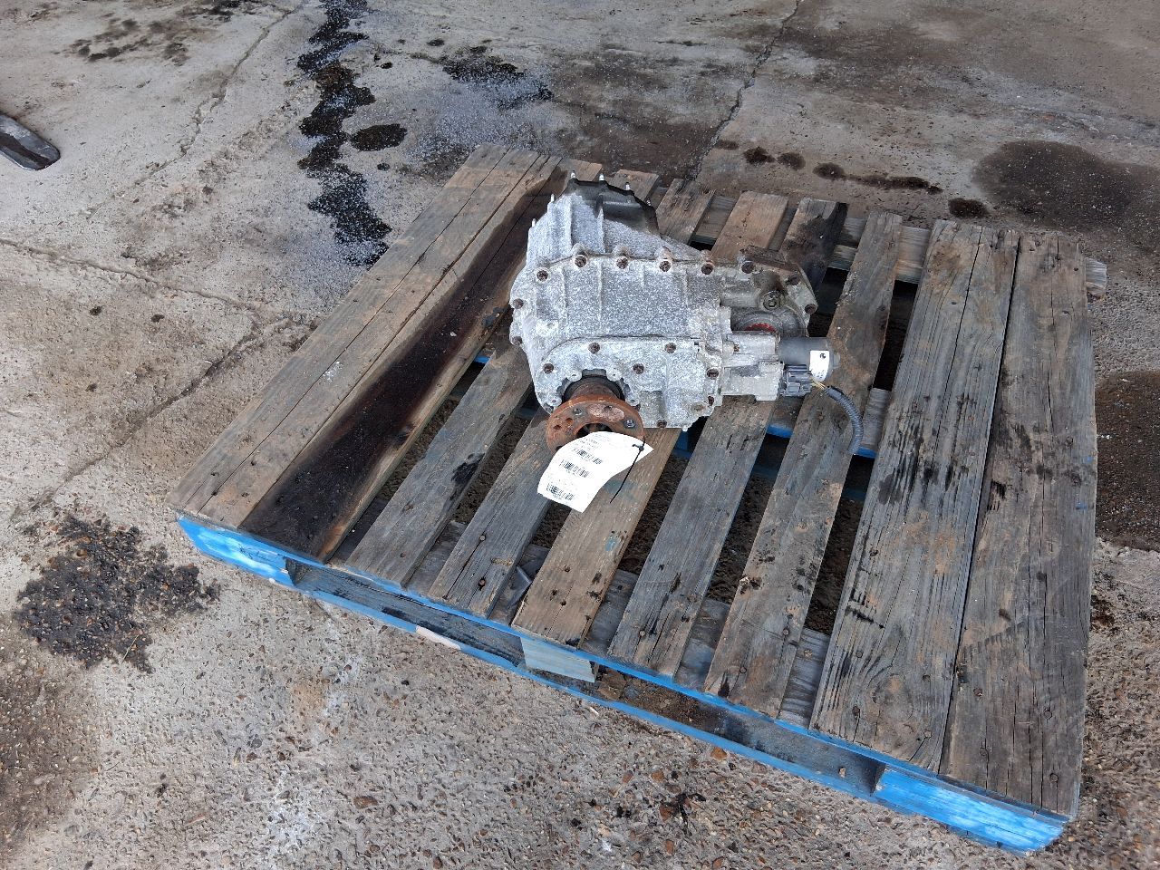 2005 thru 2010 Jeep Grand Cherokee, Jeep Commander Transfer Case Assembly 5.7L
