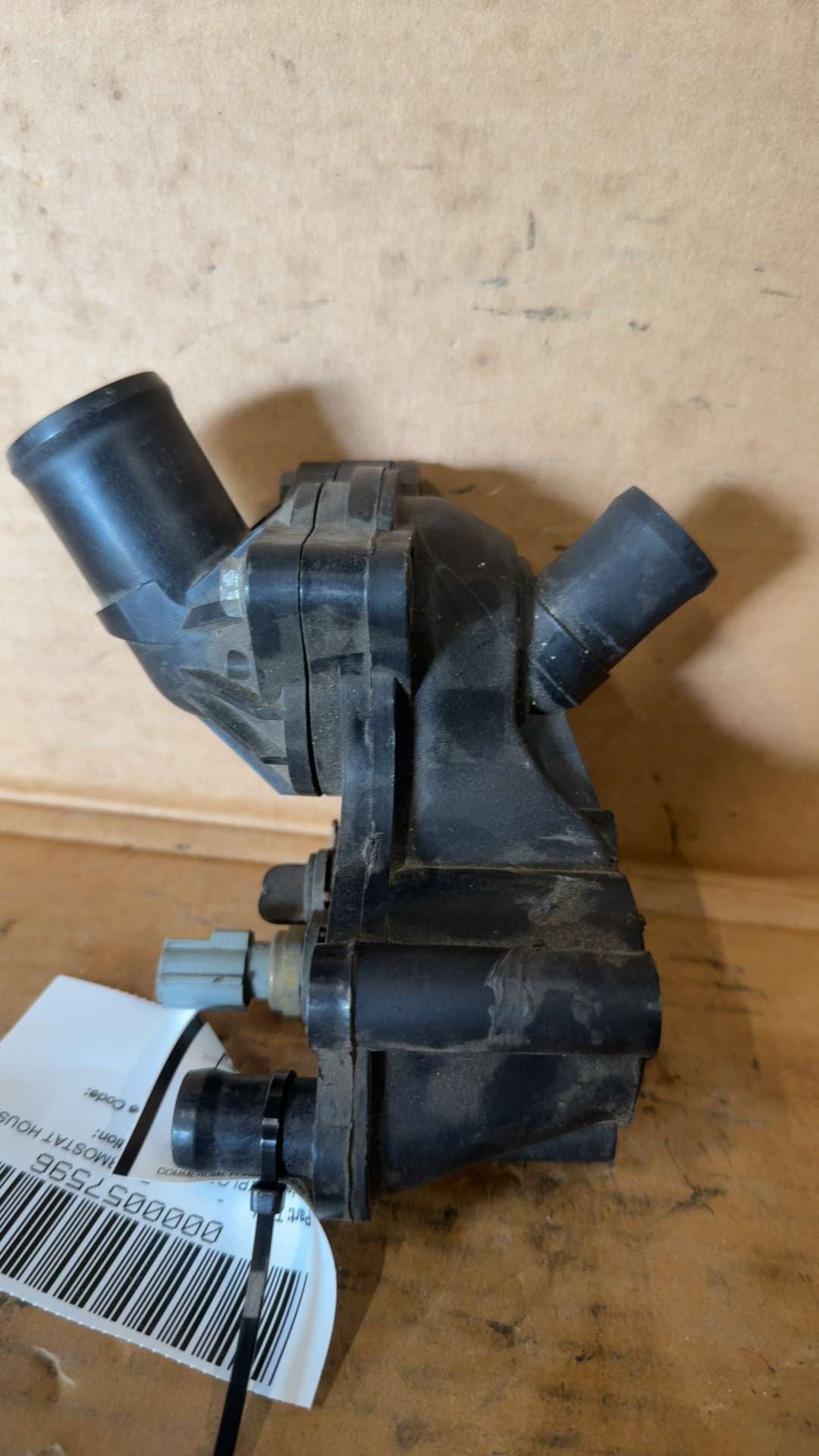 2002 Ford Explorer Thermostat Housing