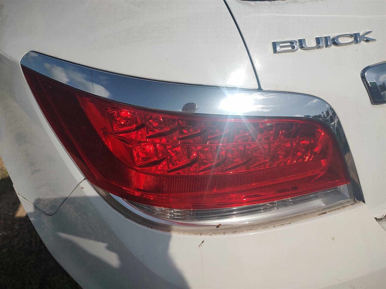 2010 2011 2012 2013 Buick Lacrosse, Buick Allure Driver Side Left Tail Light Lamp Assembly L