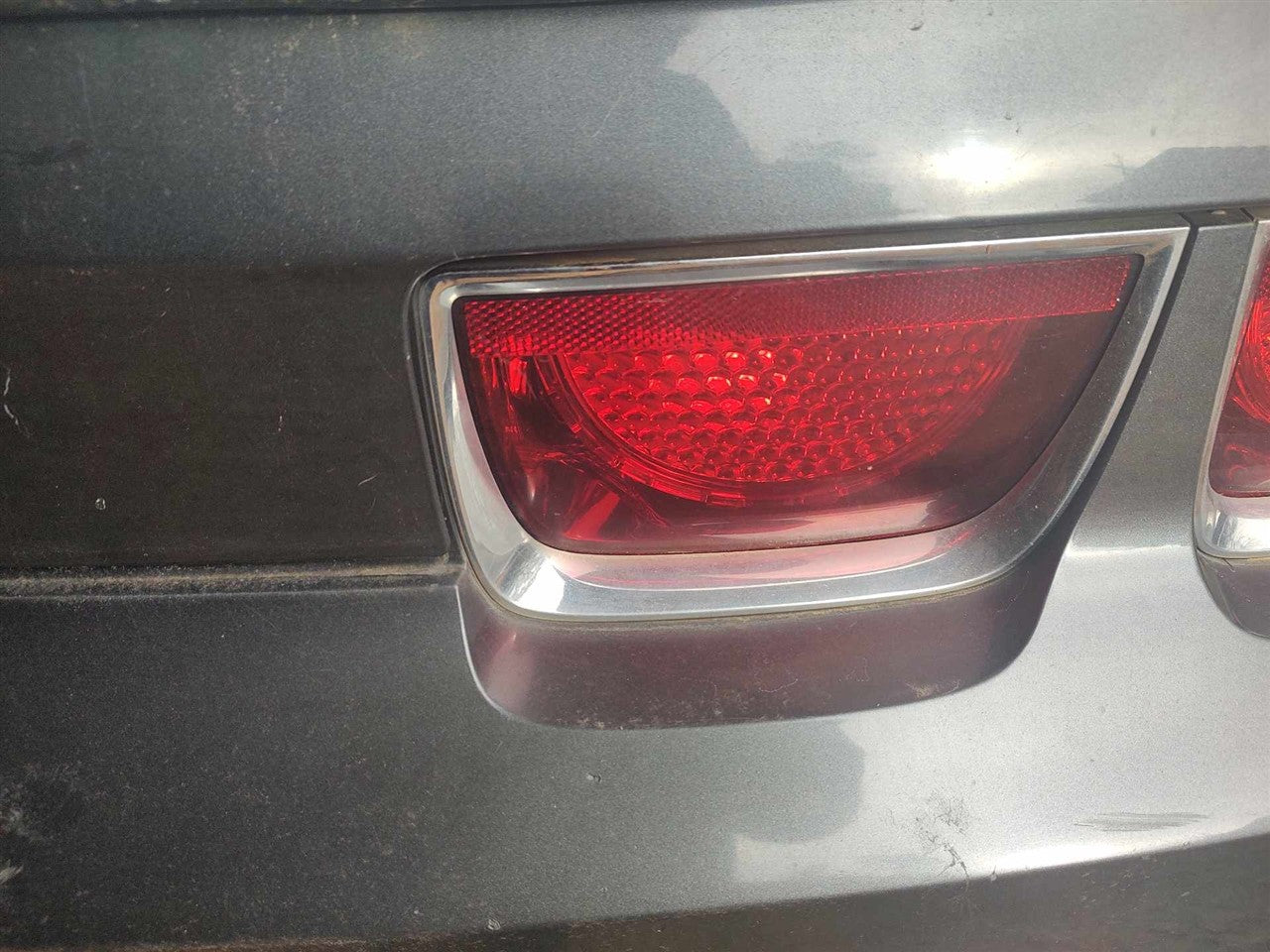 2010 2011 2012 2013 Chevrolet Camaro Passenger Side Right Tail Light Lamp Assembly R inner