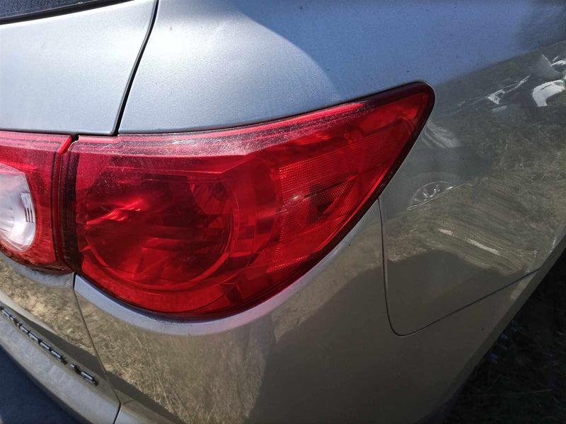 2009 2010 2011 2012 Chevrolet Traverse Passenger Side Right Tail Light Lamp Assembly quarter panel mounted R
