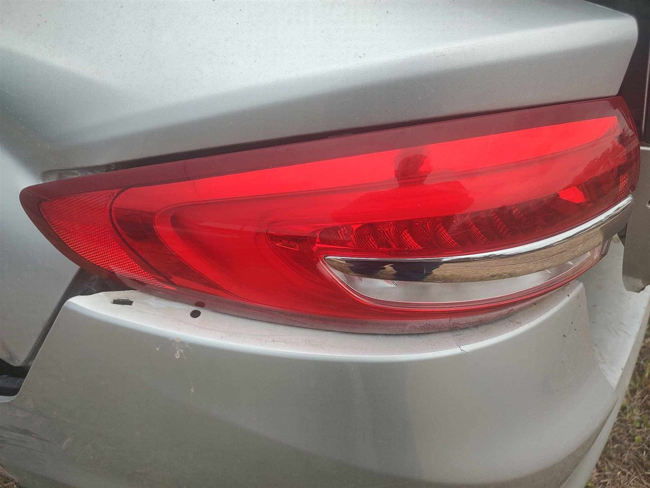 2017 2018 2019 2020 Ford Fusion Driver Side Left Tail Light Lamp Assembly L