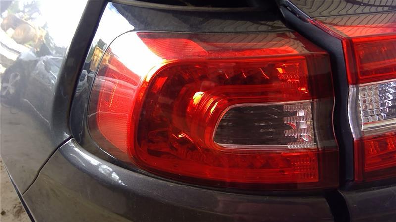 2014 thru 2018 Jeep Cherokee Driver Side Left Tail Light Lamp Assembly quarter panel mounted LED L