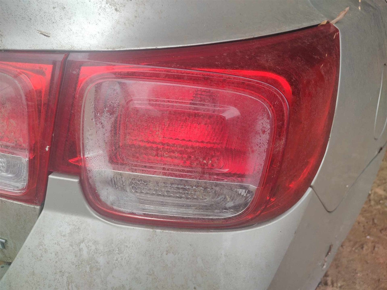 2013 2014 2015 2016 Chevrolet Malibu Passenger Side Right Tail Light Lamp Assembly quarter panel mounted R