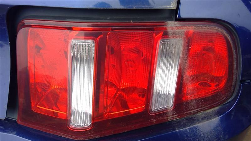 2010 2011 2012 Ford Mustang Passenger Side Right Tail Light Lamp Assembly R