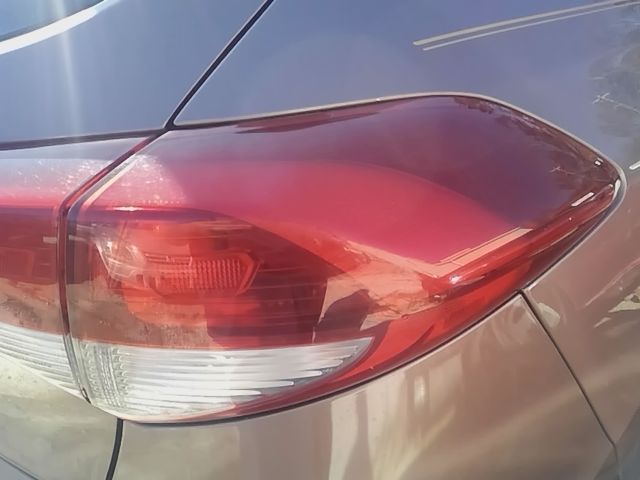 2016 2017 2018 Hyundai Tucson Passenger Side Right Tail Light Lamp Assembly quarter panel mounted R