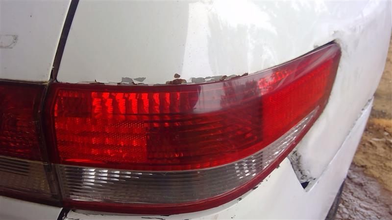 2003 2004 2005 Honda Accord Passenger Side Right Tail Light Lamp Assembly Sdn quarter panel mounted R