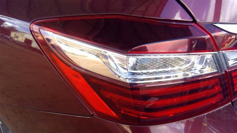 2016 2017 Honda Accord Driver Side Left Tail Light Lamp Assembly quarter mounted incandescent L