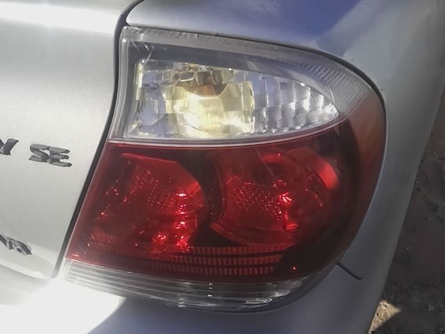 2005 2006 Toyota Camry Passenger Side Right Tail Light Lamp Assembly R